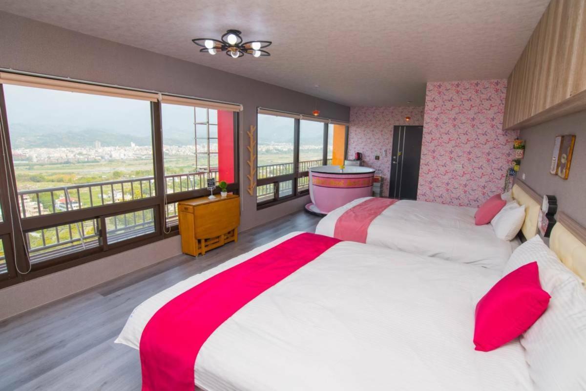 Rainbow Hill House彩虹山舍 Apartman Shigang Kültér fotó
